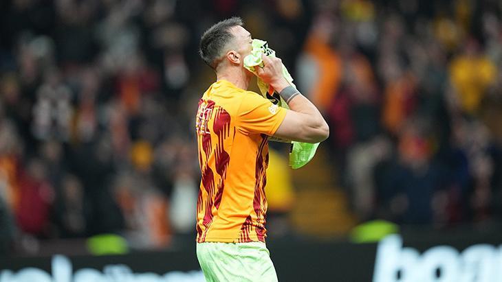 Galatasaray’da Fernando Muslera’dan veda mesajı! ‘Yavaş yavaş sona geliyoruz’