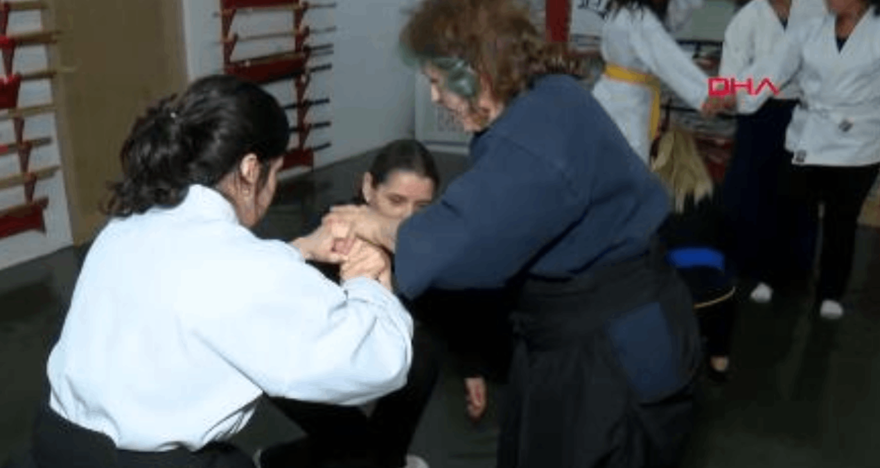 Aikido eğitmeni Elif, Hemcinslerine spor öğretiyor